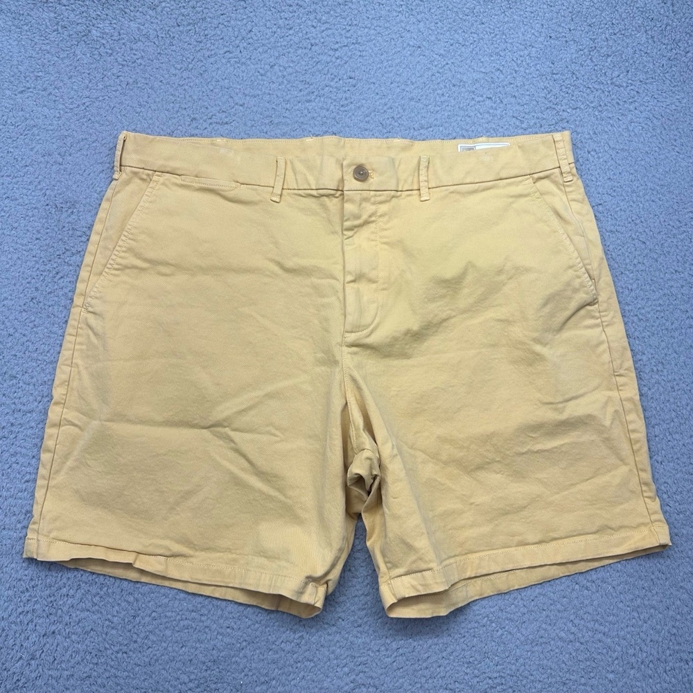 GAP 698993-03 Mens Size 40 Khaki 8” Casual Shorts‎ Nebraska Corn V/700081671